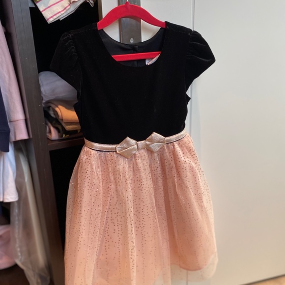 Dresses for girls 4-5 yo - Picture 6 of 7